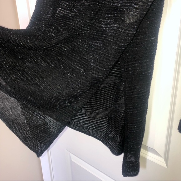 Michel Studio Tunic - Picture 8 of 9